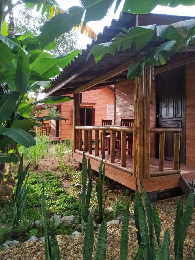Nana Bungalows Ban Tan 外观 照片