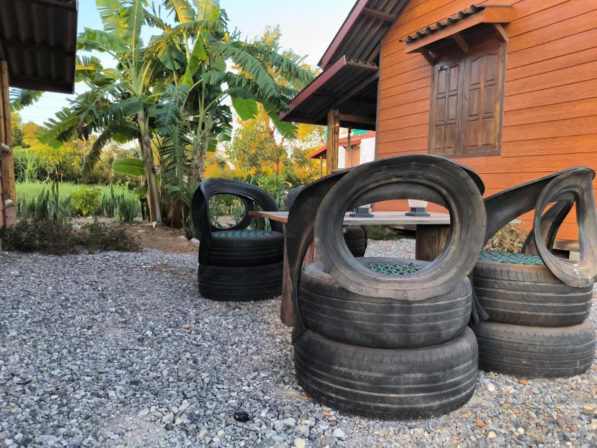 Nana Bungalows Ban Tan 外观 照片