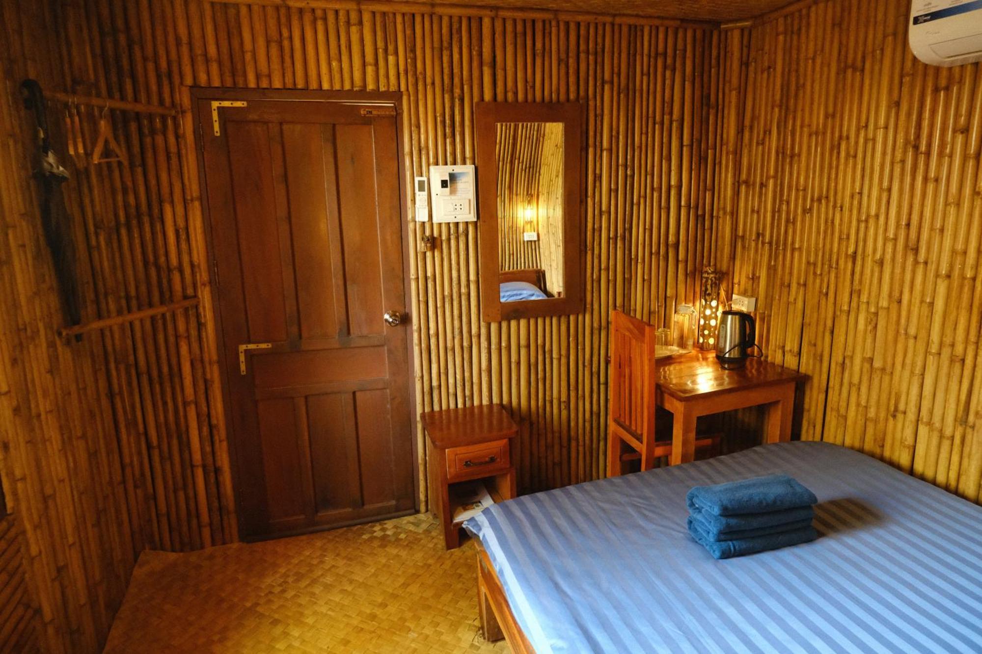 Nana Bungalows Ban Tan 客房 照片